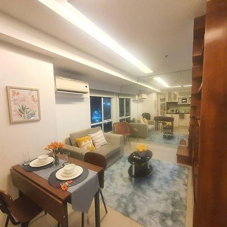 Bgc Taguig Cozy 2 Bedroom Loft, With Stunning Bgc Skyline View! Manille Extérieur photo